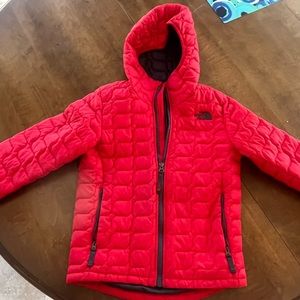 The North Face Boys Thermoball jacket size small